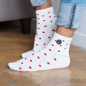 Les chaussettes basses à pois en coton BIO | Blanc/rouge