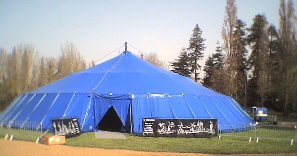 Acquisition d'un chapiteau de cirque à Montsurvent Ulule