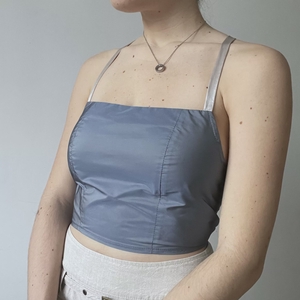 Top à lacets bleu nuit