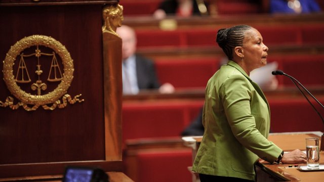 Un Bouquet Geant Pour Christiane Taubira Ulule